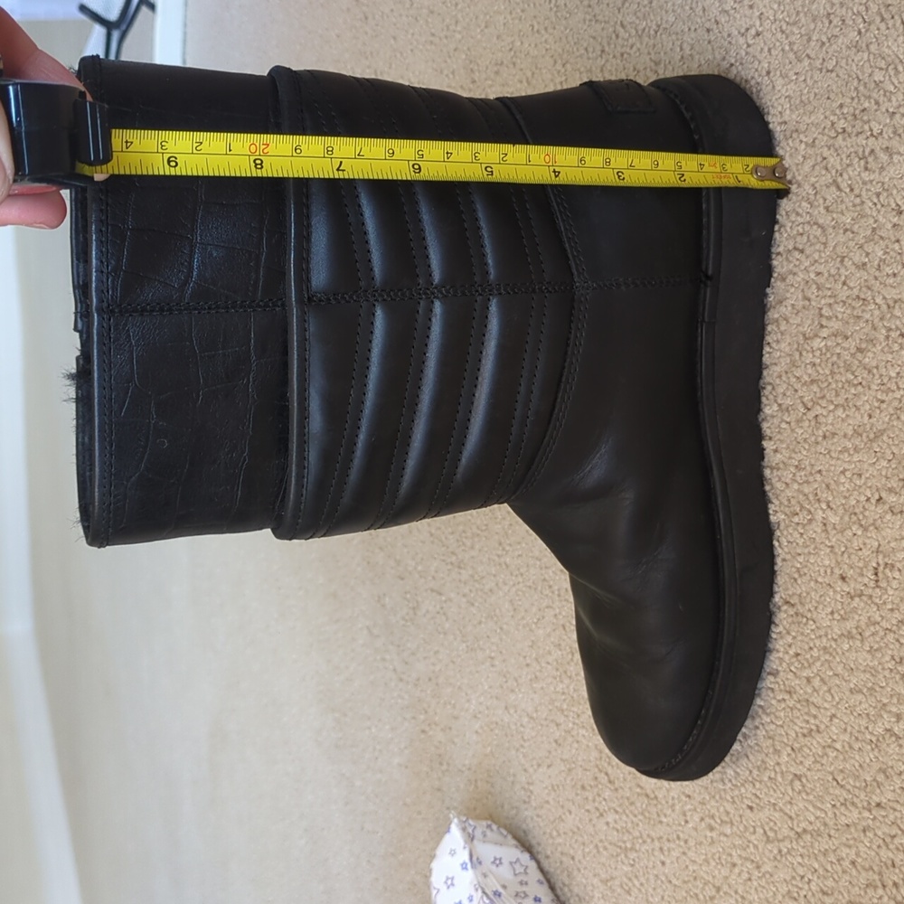 Uggs black leather - Picture 3 of 4